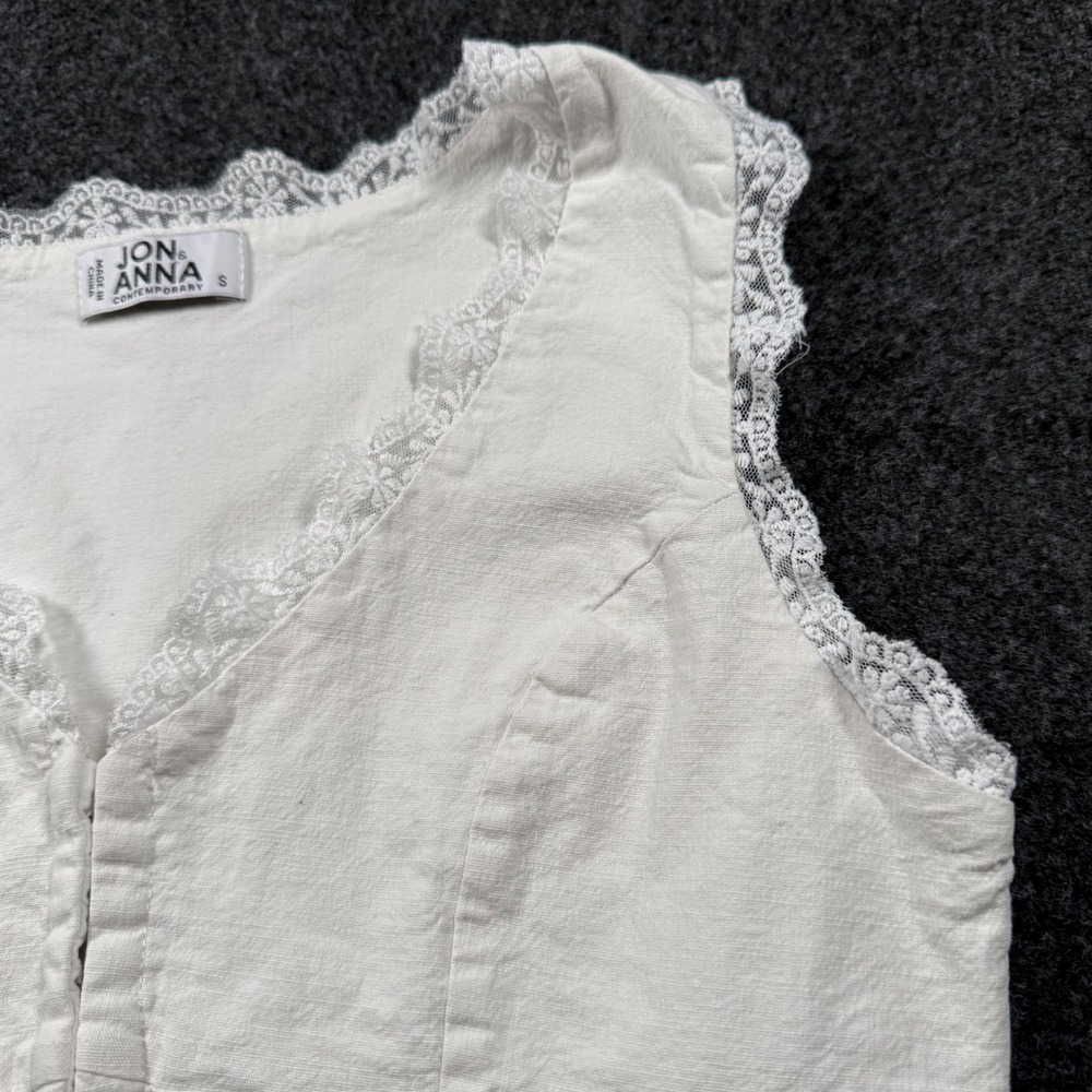 Jon & Anna White Lace Trim Cropped Vest Top Hook Eye Sleeveless Waistcoat Small - Picture 4 of 8